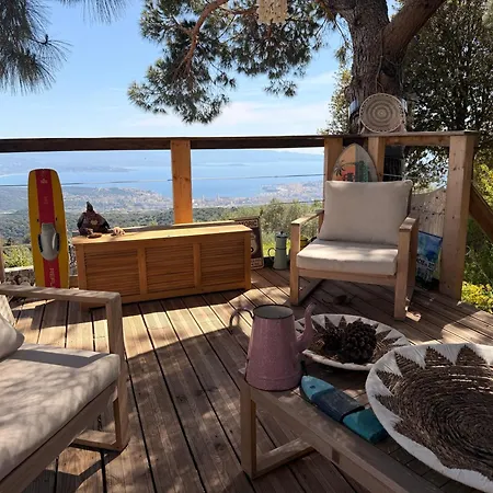 Petit Coin De Paradis - Corse *